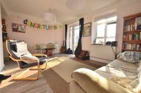 3 bedroom Flat for s...